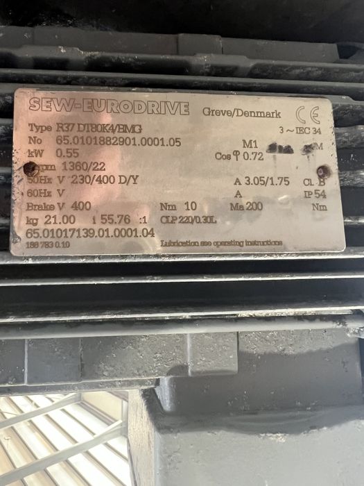 Мотор-редуктор SEW 0.55 kW 22 RPM