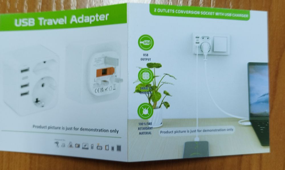 Универсален адаптер с 4 USB порта – Travel Adapter