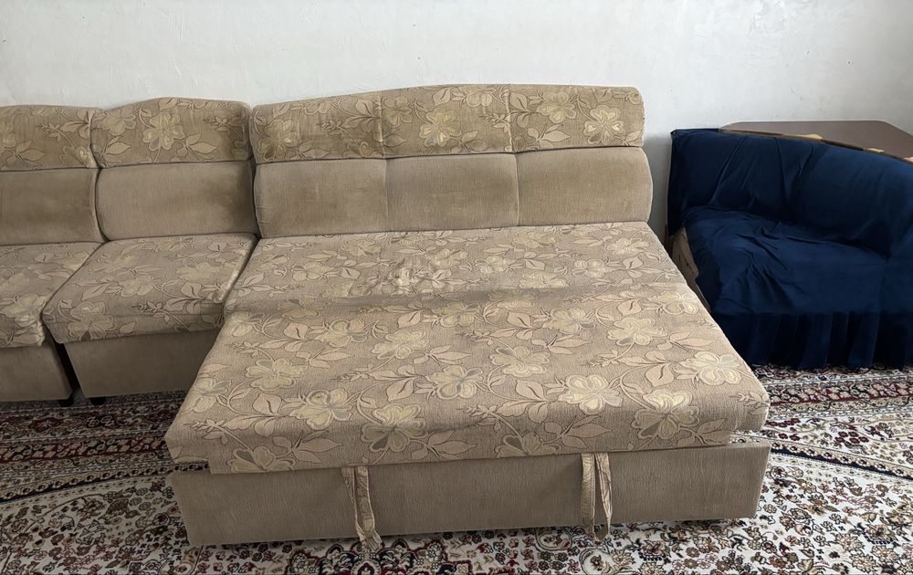 Продаеться диван