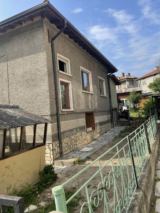 Продава се Къща в Велинград - 170 кв.м за 1530 €/кв.м - Снимка #1