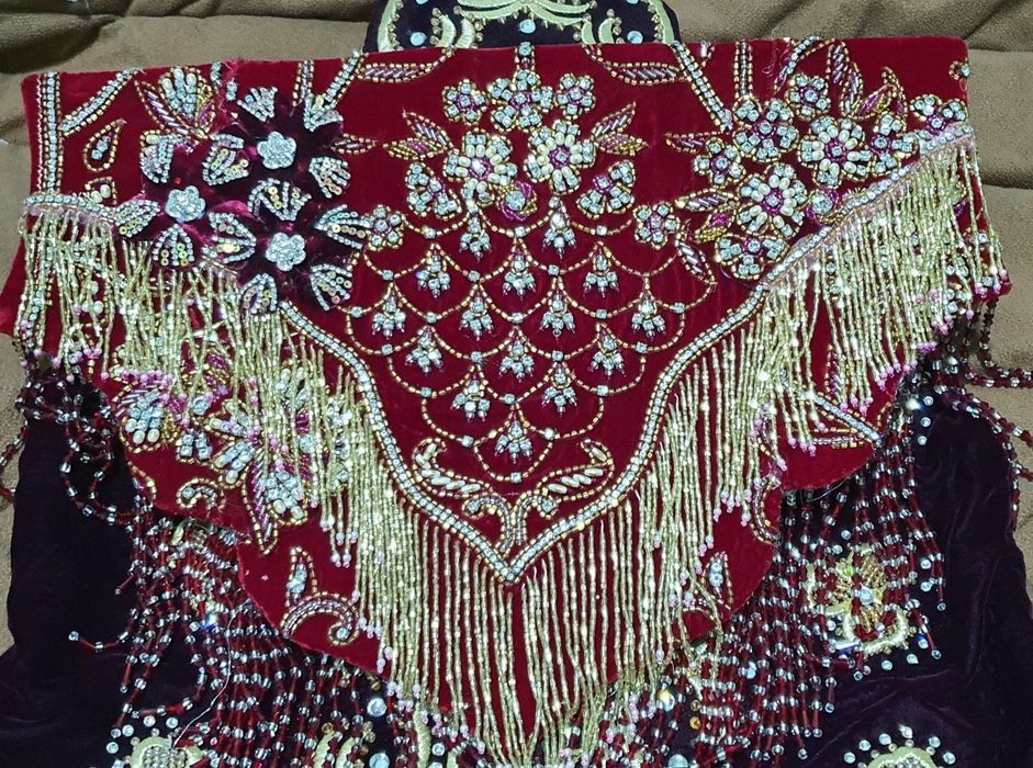 Жикет и калпокча миллий,даструмолчаси бн