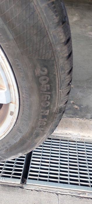 Vând jante și cauciucuri