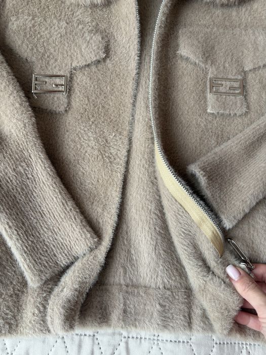 Жилетка FashionPoint