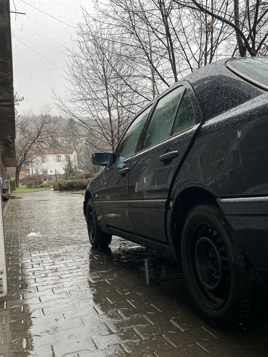 Mercedes C220 D  W202