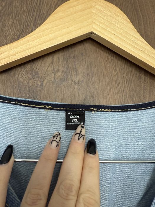 Rochie blug denim cu cordon si decolteu in V