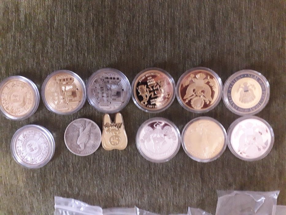 Монета биткоин и др..