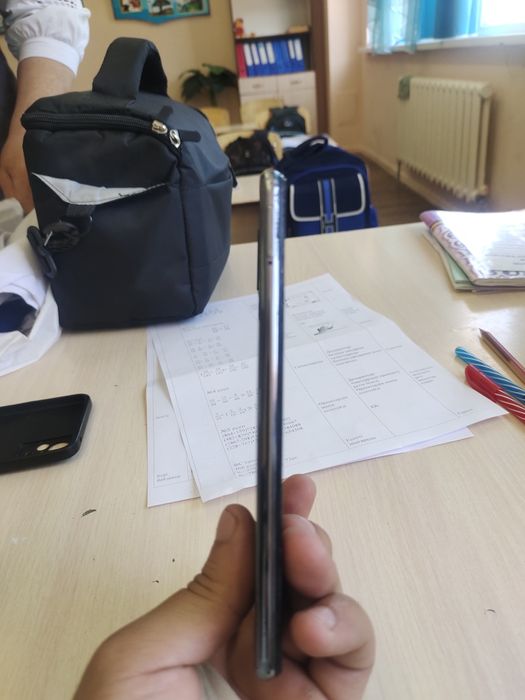 Vivo v21e смартфон