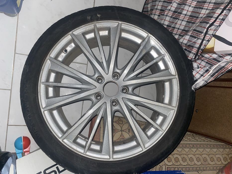 Продам колеса с дисками