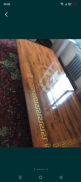 Стол в отличном состоянии