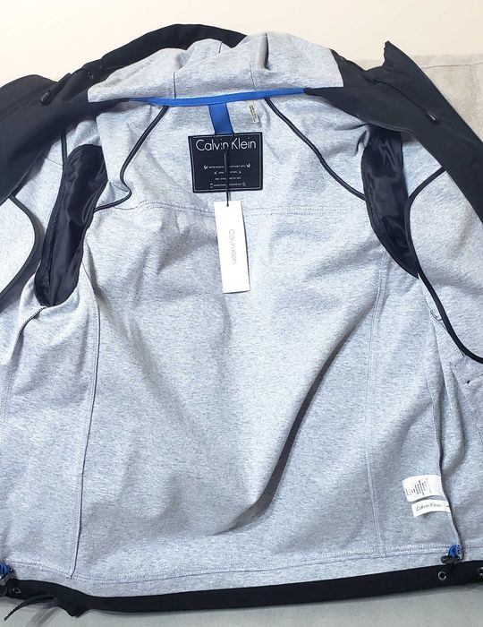 Ново оригинално пролетно/есенно мъжко яке CALVIN KLEIN - М