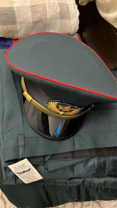 Парадная форма в полном комплекте!