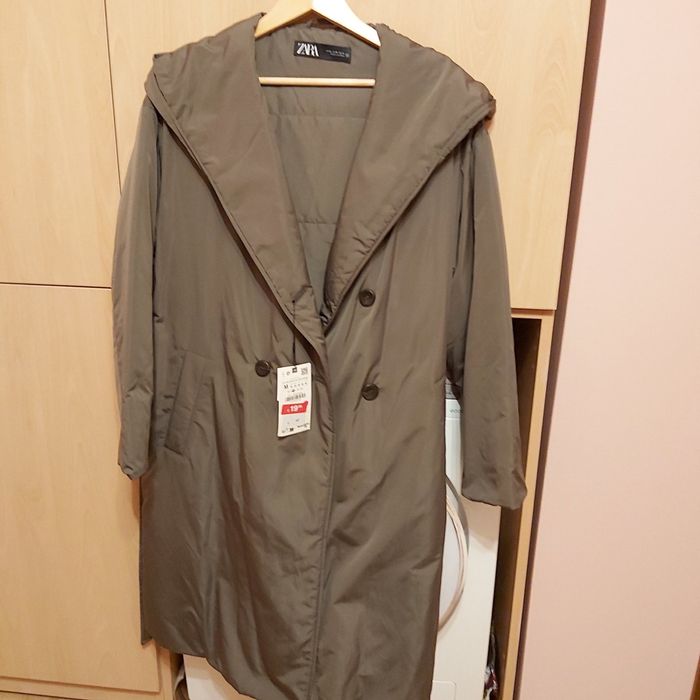 3/4 шушлеково яке на Зара. Чисто ново. Сезон есен, пролет.