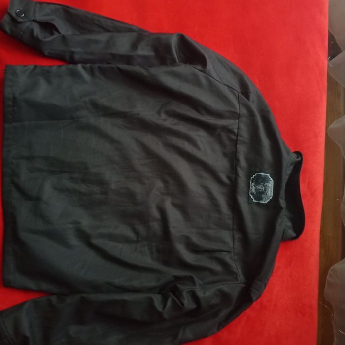 Продам зипку undercover