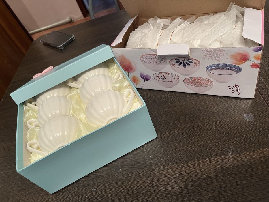 Арзан бағада ыдыстар бар подаркаға