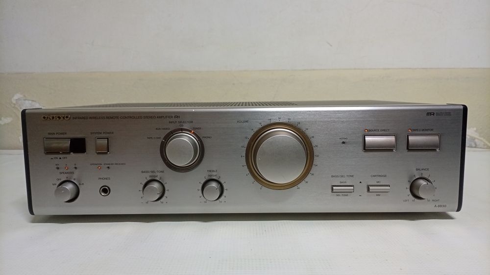 ONKYO  A - 8830   amplificator