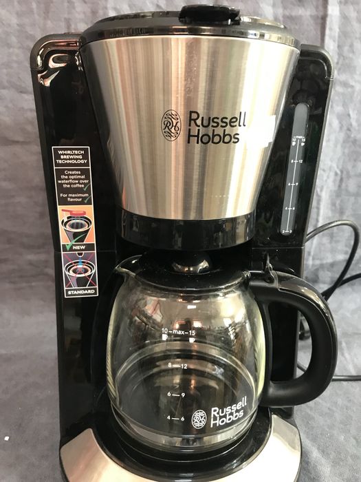 Кафе машина Russell Hobbs