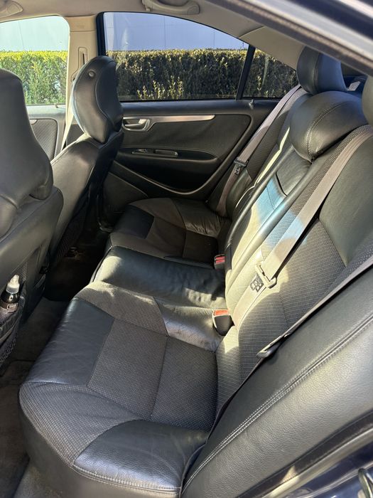 Volvo S60 2.4 D5