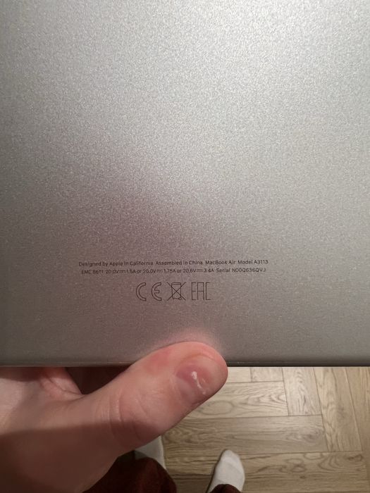 Продам macbook air 16 gb 256  чип м3