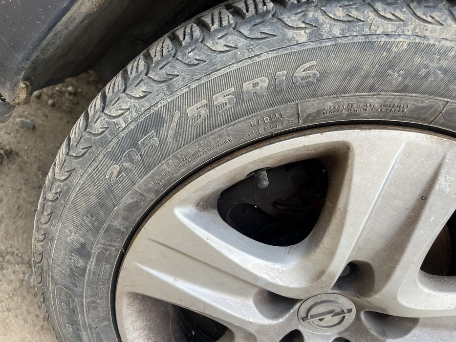 Vand bara spate si hayon Opel Zafira B 2006-2010