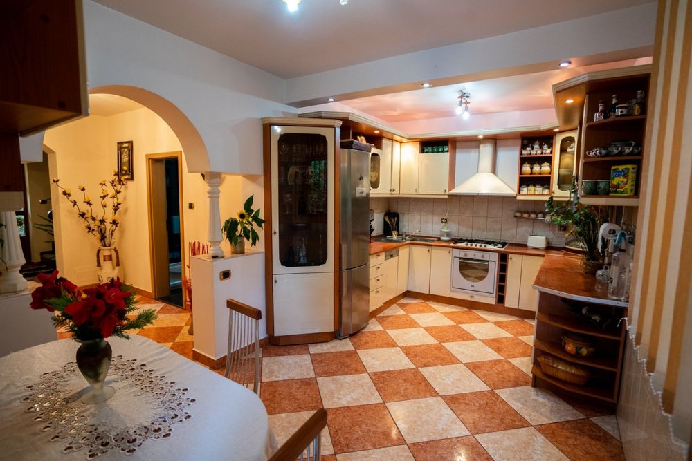 Locatie de inchiriat