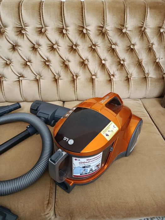 Пылесос LG 2000w