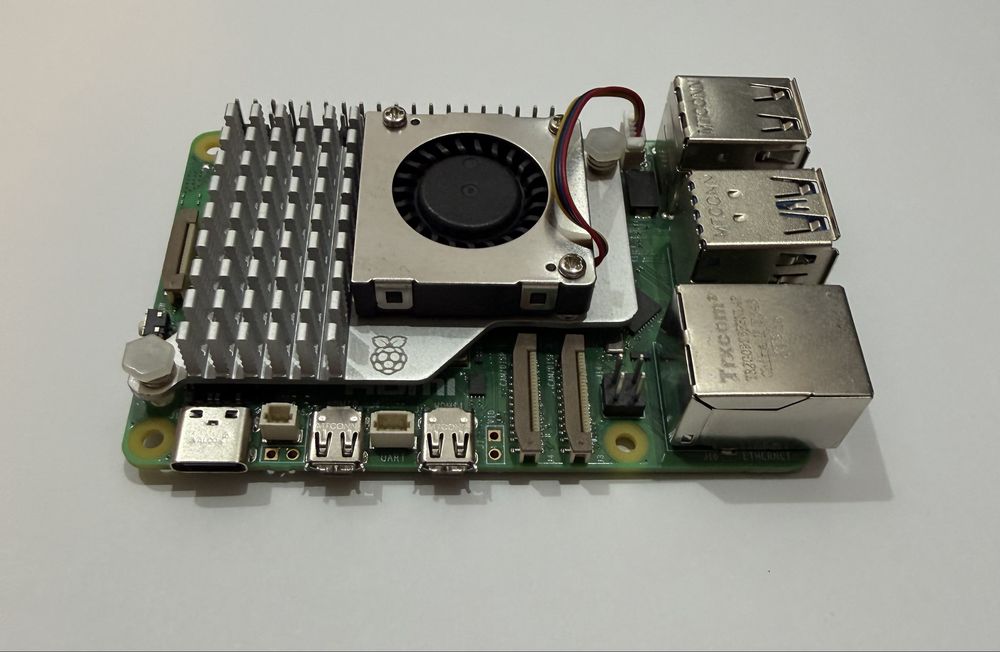 Raspberry PI 5 (4GB) + Cooler