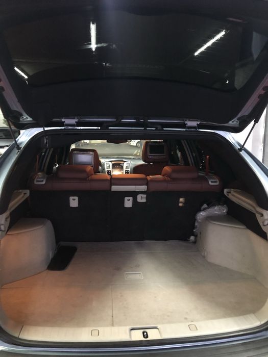 Продается Lexus rx350  состояние хорошая есть царапины итд