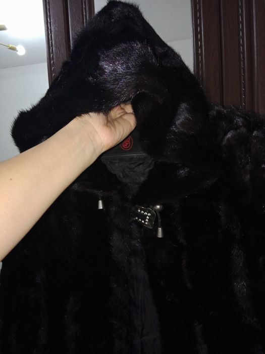 Норковая шуба с капюшоном