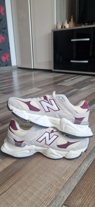 New Balance 9060