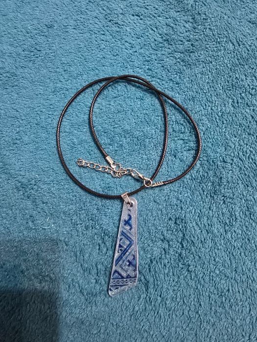 Pandantiv traditional, rasina UV , fir cerat de 40cm , facut manual