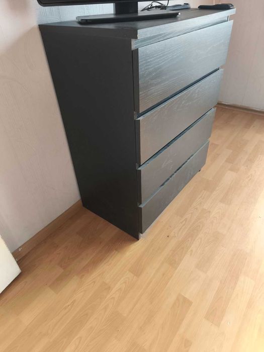 Скрин с 4 чекмедждета от ИКЕА