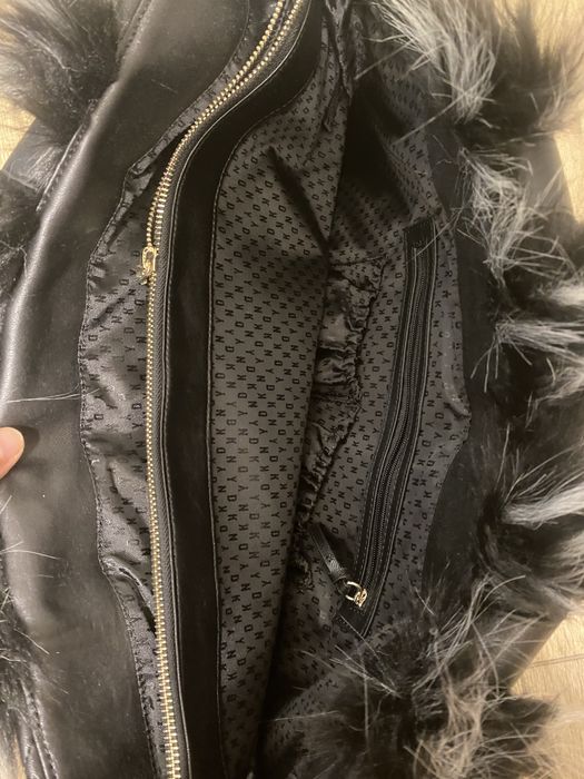 нова дамска кожена чанта DKNY