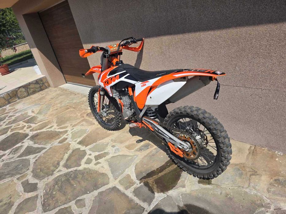 Мотоциклет KTM 450 SX-F, модел от 2015г.
