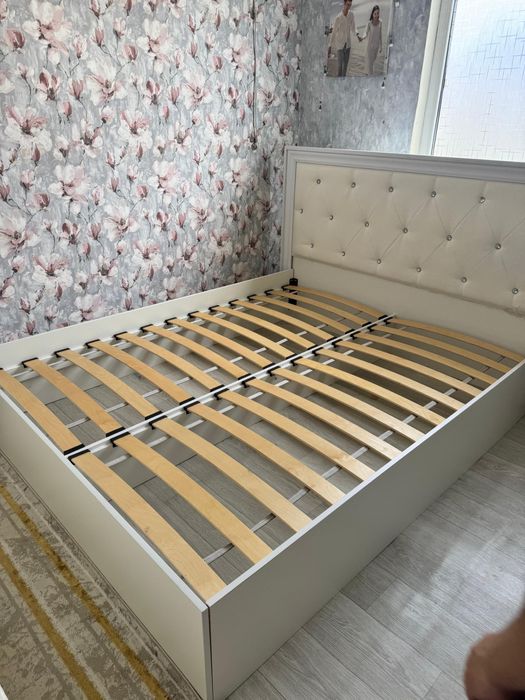 Кровать двухспальный