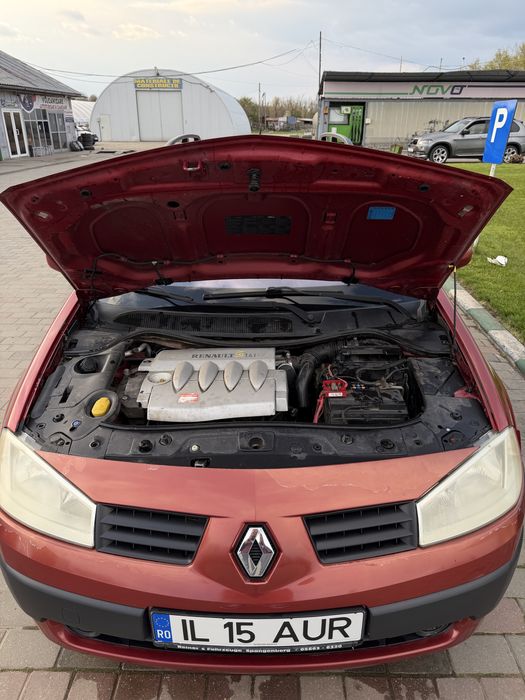 Vând Renault Megane 1.6 1.6v benzină