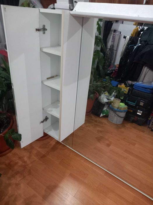 Oglinda baie cu spoturi