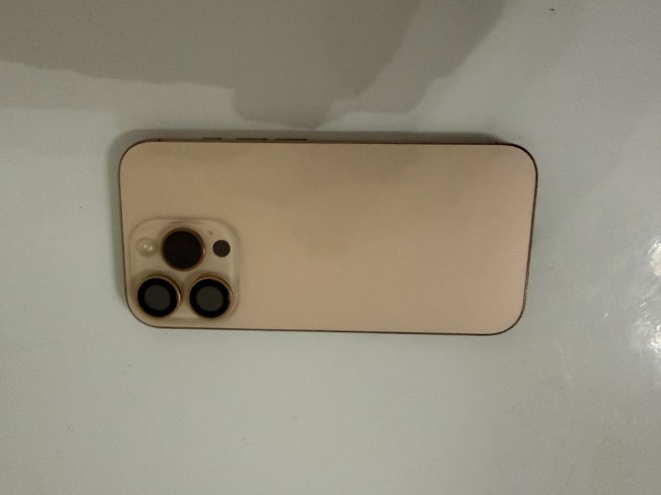 Продам Iphone 16 pro 256гб