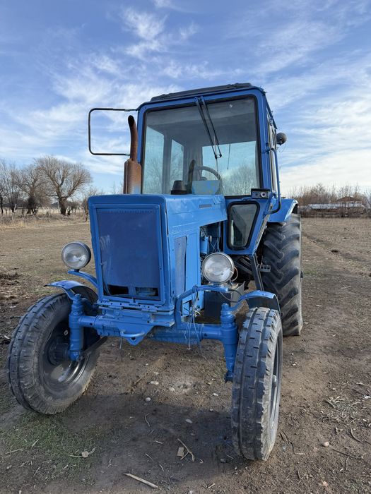 Трактор МТЗ-80                    .