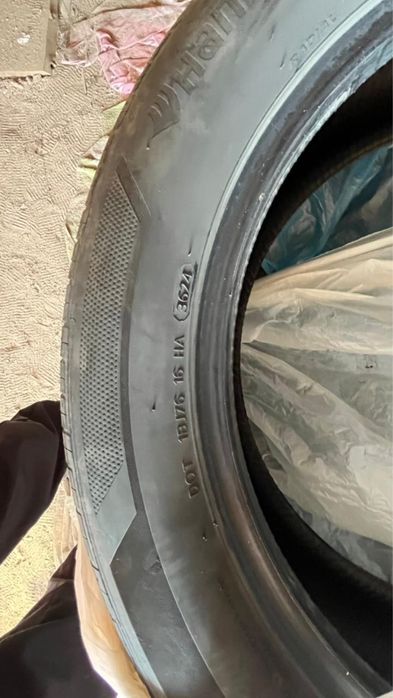 Продам шины на 19