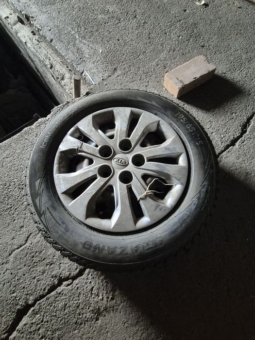 Зимние шины в хорошем состоянии!!!