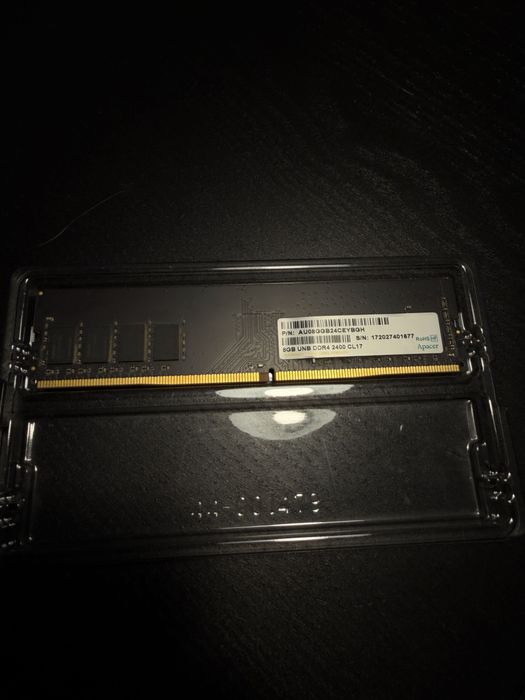 Stick RAM 8 GB DDR4