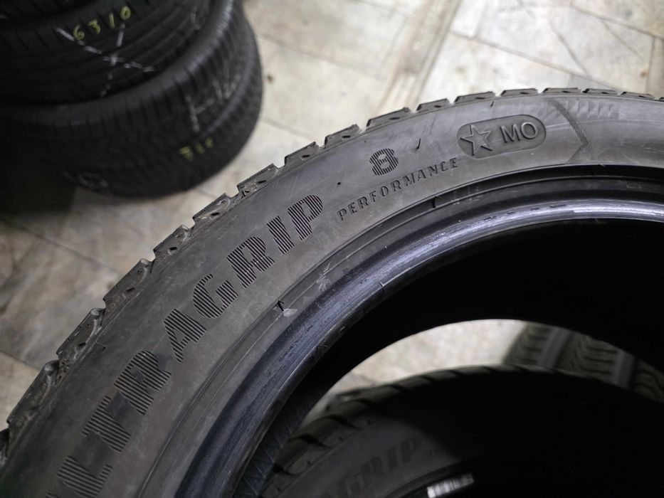 2бр Зимни гуми 245 45 18 - Goodyear - DOT 2024