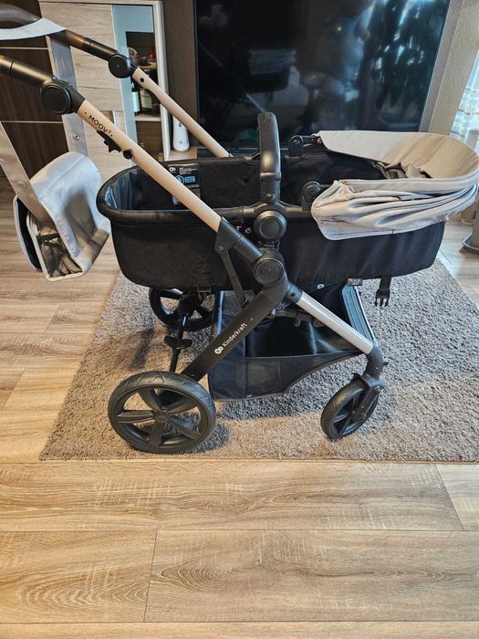 Vând : carucior, landou, scoică plus pătuț!