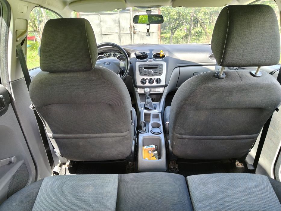 FORD Focus 2010 — imagine 5
