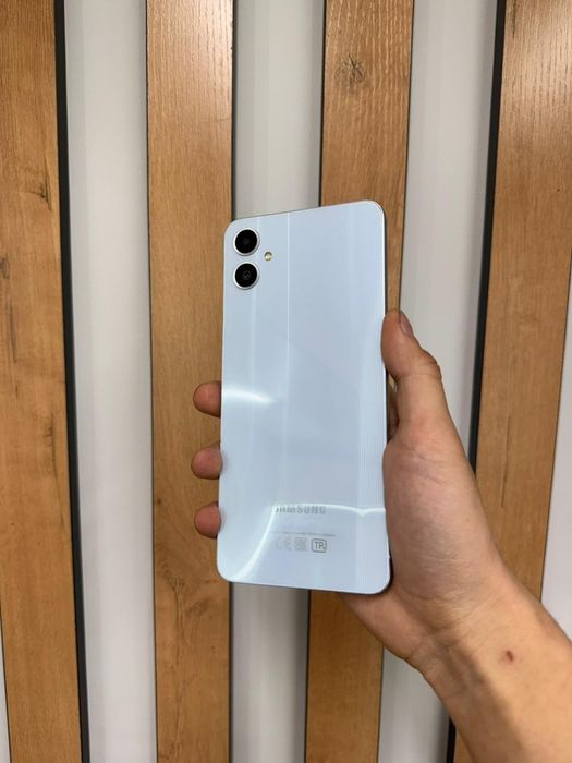 Samsung a05 64gb
