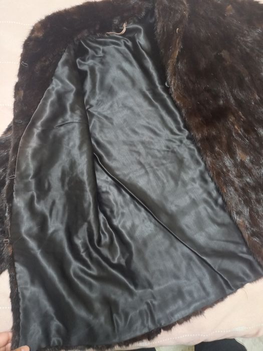 Продам натуральную щубку