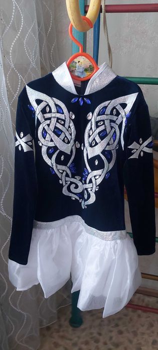 Танцевальные костюмы.