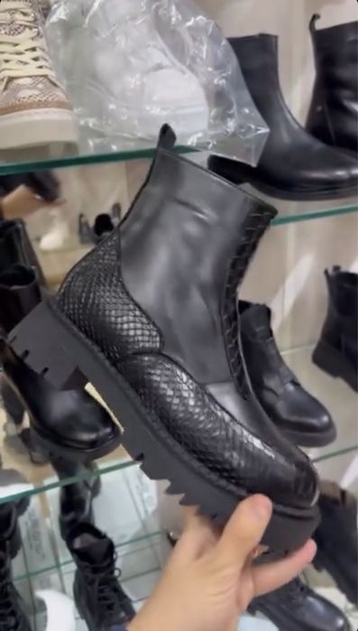 Продам зимние турецкие ботинки