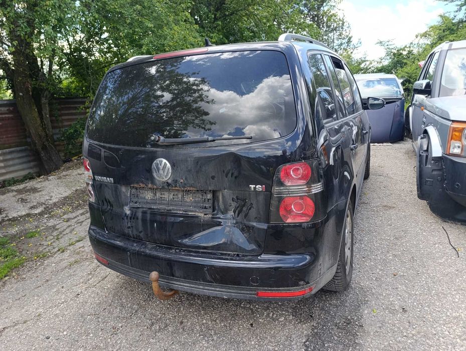 Volkswagen Touran 1.4tsi 140 к.с. Facelift 2009г. На Части