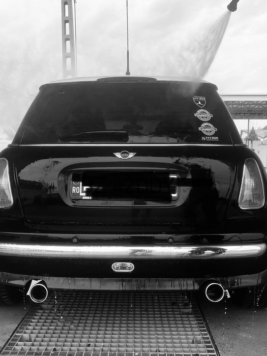 Mini one sport  1,6 benzină
